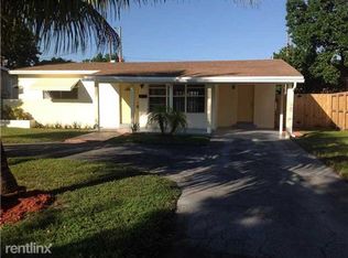 2430 Kingston Dr, Miramar, FL 33023