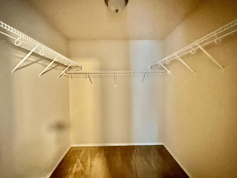786 San Mateo — Photo 30