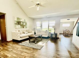 2849 W Drexel Ave UNIT 614, Franklin, WI 53132