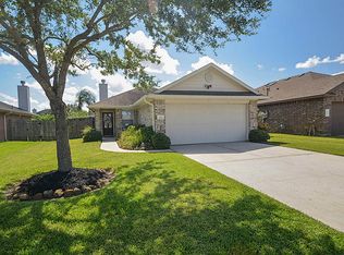 153 Rustic Colony Ln, Dickinson, TX 77539