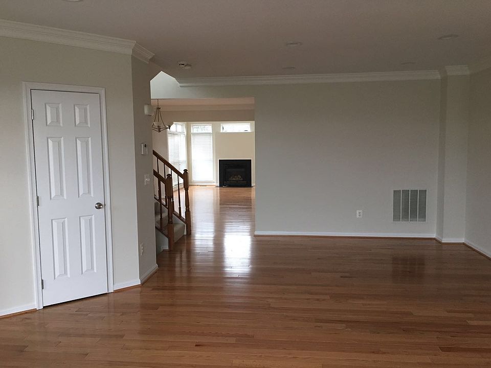 2nd image of 25930 Priesters Pond Dr