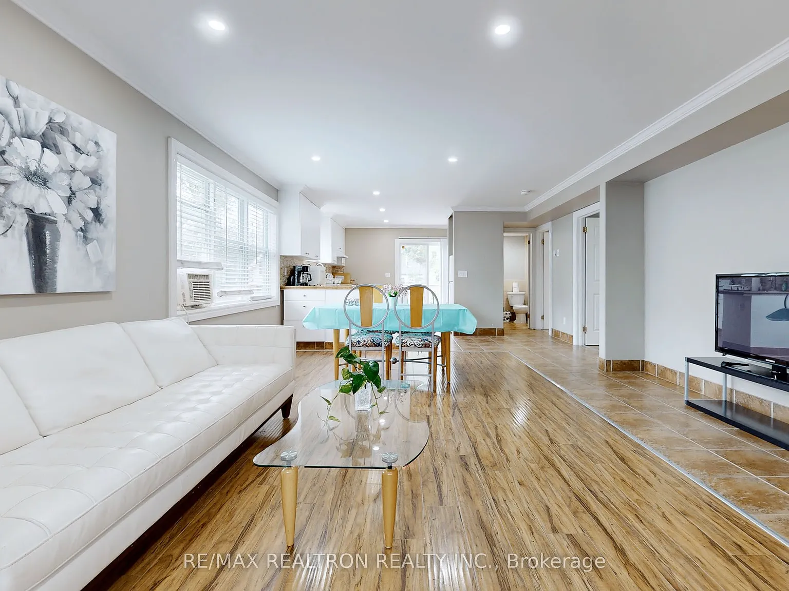 2 bed, $2,050 — Photo 2