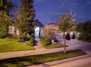 1849 N Carson Ave, Clovis, CA
