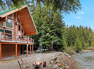 581 Forest Service Rd #4832, Snoqualmie Pass, WA 98068
