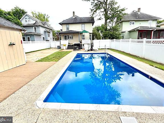 2nd image of 239 Virginia Ave