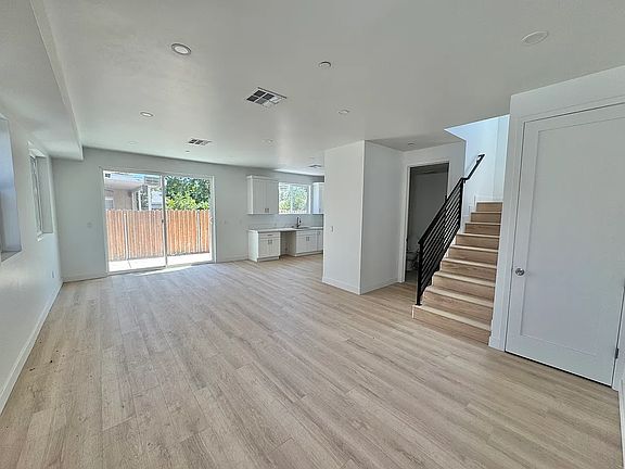 3rd image of 7753 Ostrom Ave