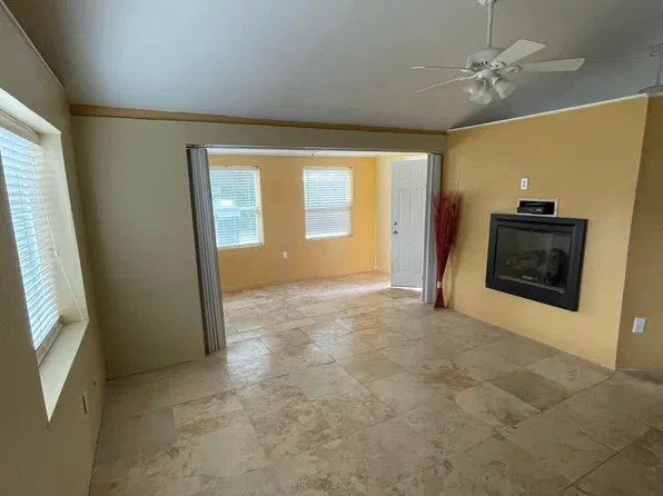 1757 Creek Ln #B, Largo, FL 33774
