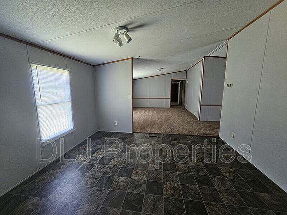 5th image of 1376 Providence Rd