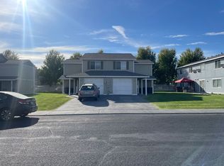 802 NW Sunburst Ct, Moses Lake, WA 98837