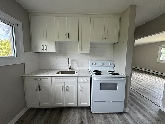 142 4th Ave #5 — Photo 8