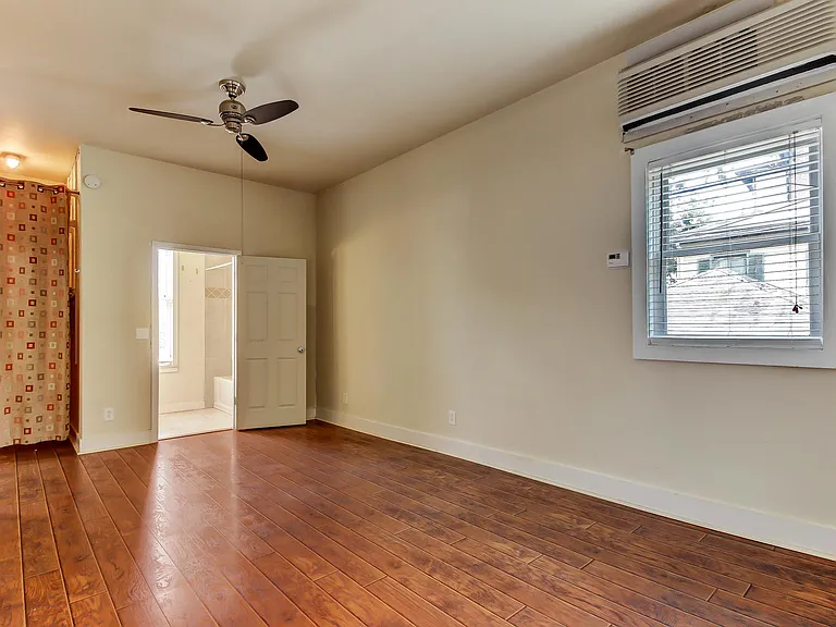 214 E Gwinnett St #2 — Photo 11