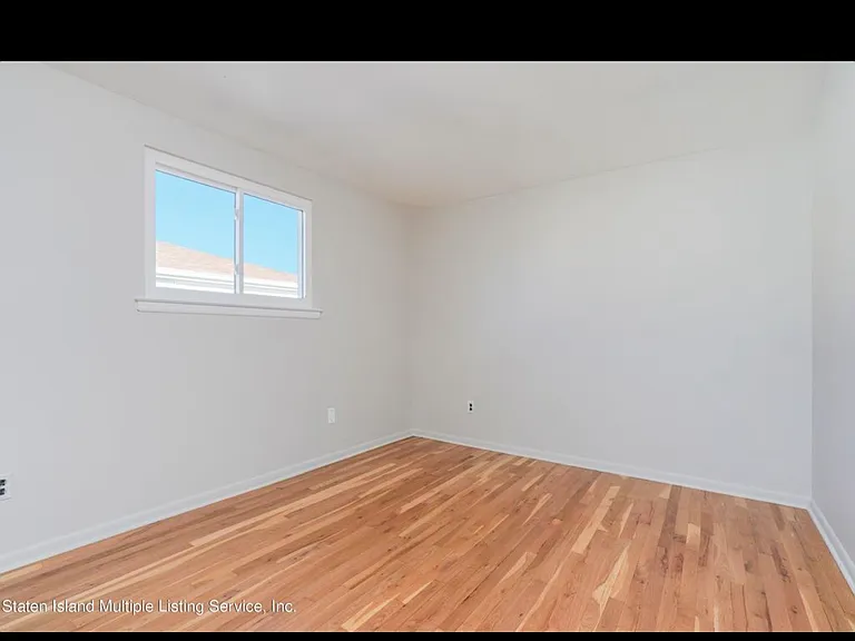 356 Gurley Ave — Photo 9