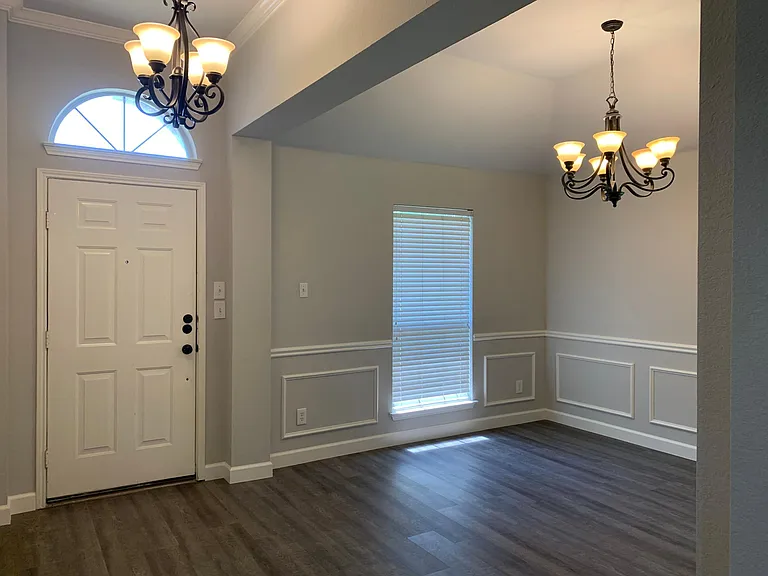 Formal Dining/Living