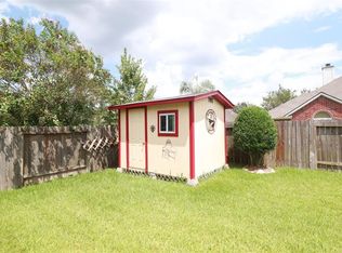 2509 Sunny Shores Dr, Pearland, TX 77584