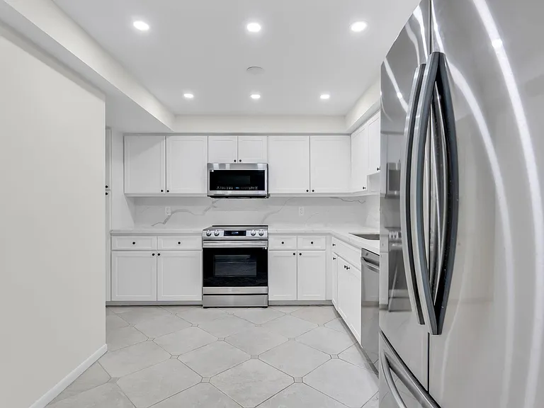 5000 N Ocean Blvd #908 — Photo 2