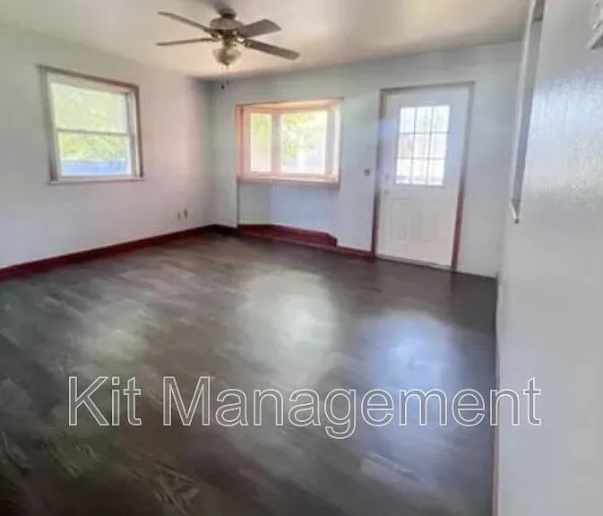 2248 Broadway St #LOWER BACK — Photo 11