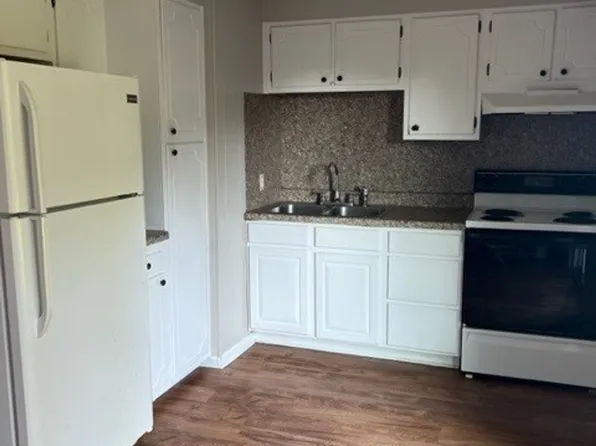 Comfortable living, right around the corner, 1463 Cora Ln #6, Johnson City, TN 37615