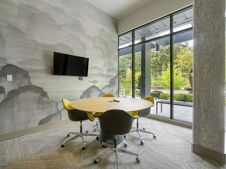Bell Overlake — Photo 11