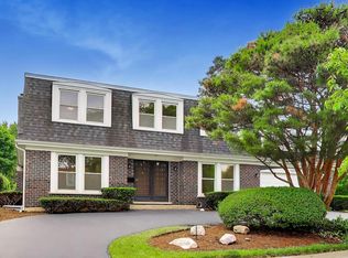1225 Laurel Ave, Deerfield, IL 60015