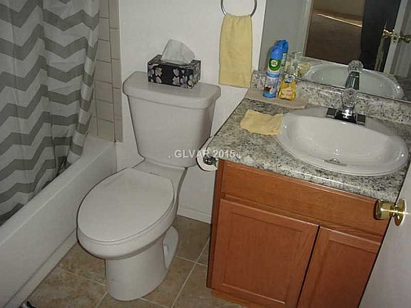 3rd image of 2066 Del Mar Ave