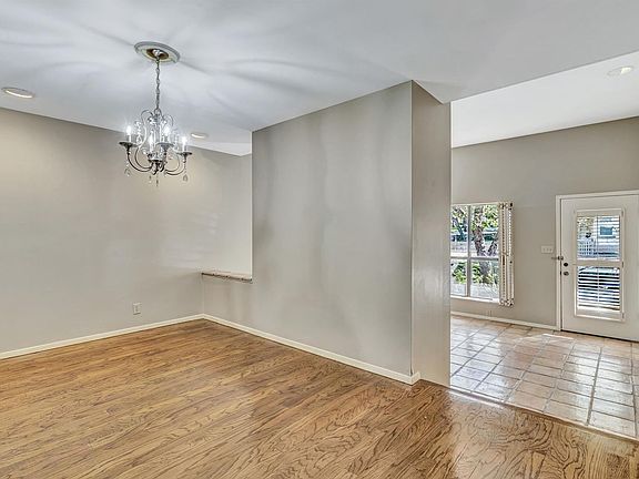 5th image of 5515 N New Braunfels Ave