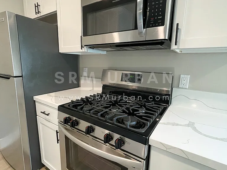 4572 34th St #1 — Photo 7