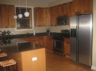 1071 N Hermitage Ave #1, Chicago, IL 60622