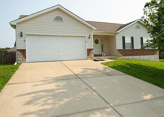 3rd image of 81 Saint Francis Dr