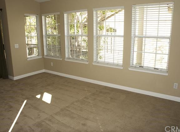 5th image of 33 Hillgate Pl