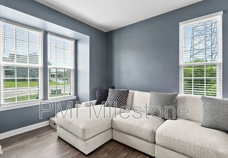 367 Ontario Dr #FALLING WATERS — Photo 16