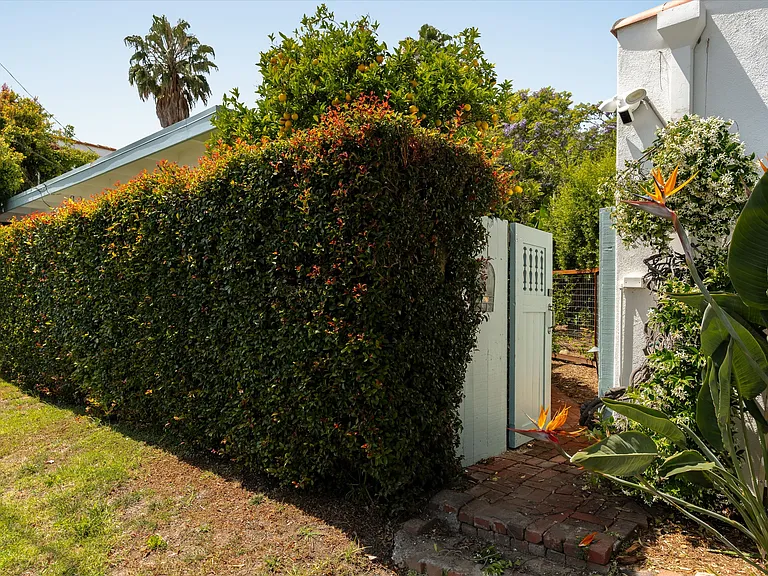 1103 N Nopal St — Photo 24