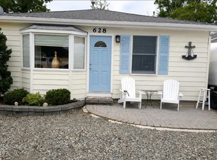 628 E Long Branch Ave, Ocean Gate, NJ 08740