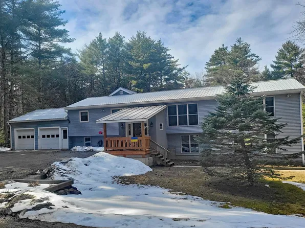 34 Blueberry Circle, Newfane, VT 05345