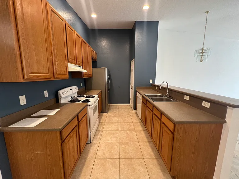 4412 Sherwood Forest Dr — Photo 13
