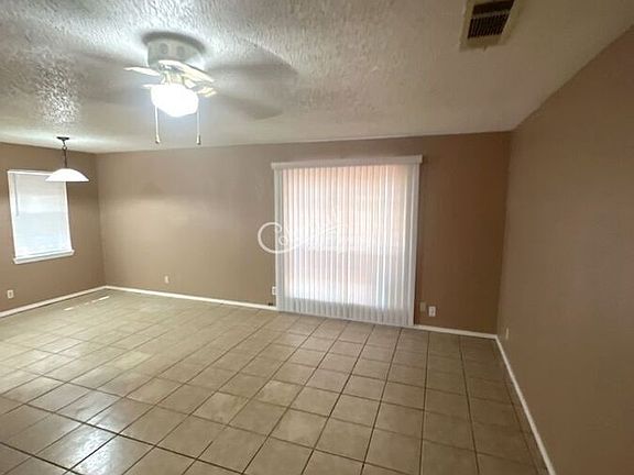 4th image of 1514 Missouri Ave