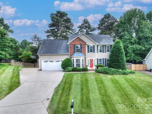 1633 Kiawah Ct, Gastonia, NC 28056