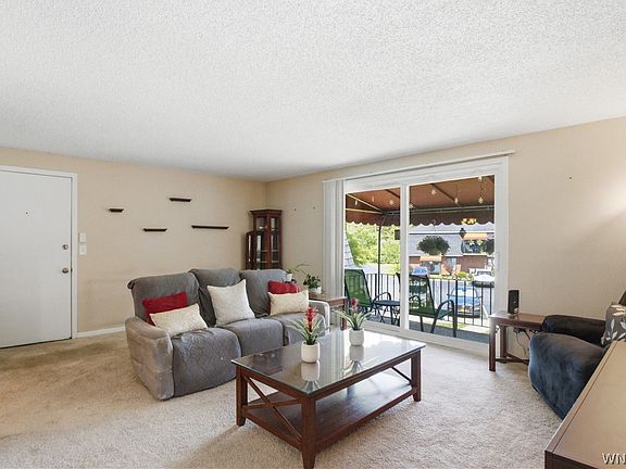 4th image of 74B Foxberry Dr