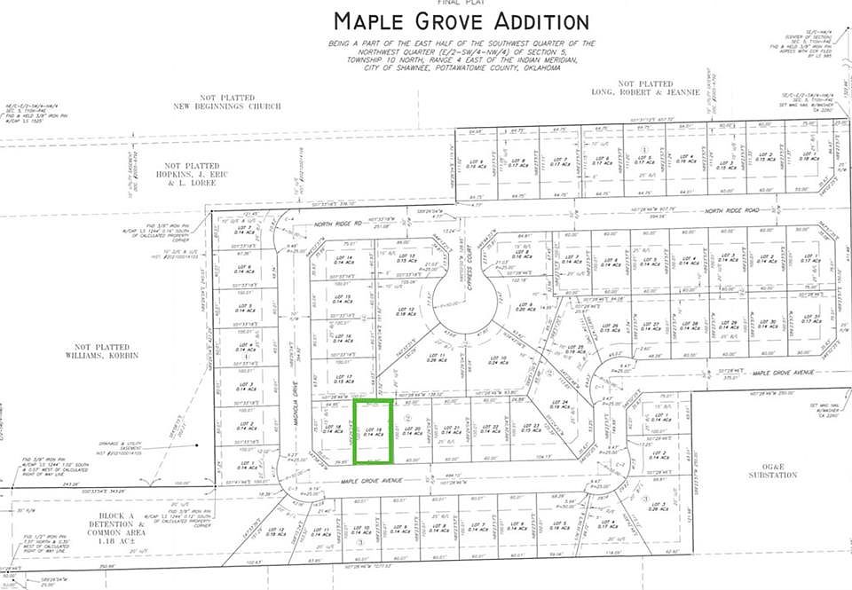 2nd image of 3925 Maple Grv