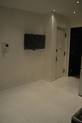 Rented by CoSo Apartments | media 42