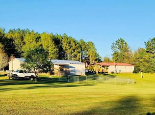 109 Donley Burks Rd, Carriere, MS 39426