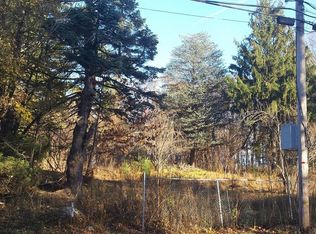 4 S Monsey Rd, Airmont, NY 10952