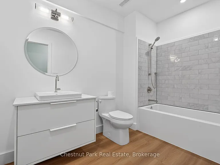 25 Deerhurst Highlands Dr — Photo 32