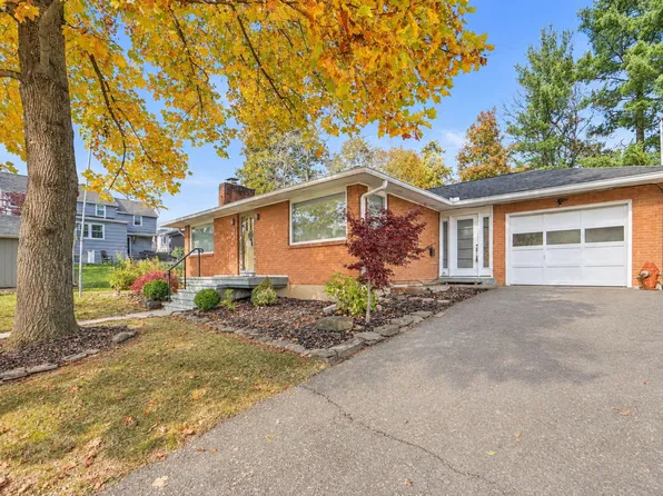 32 Westland Ct, Binghamton, NY 13905