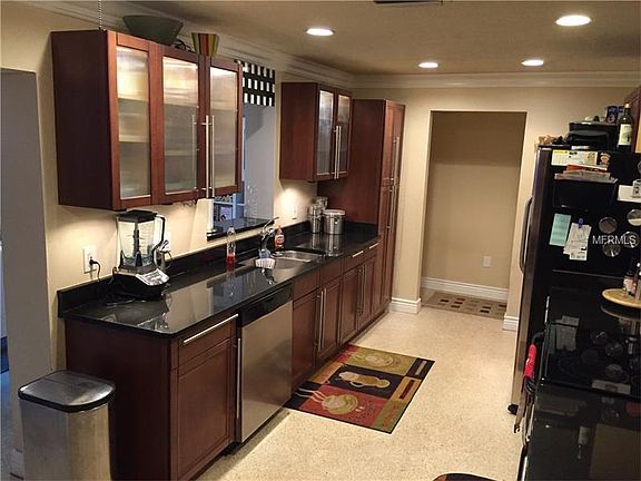 5th image of 1400 Croydon Dr