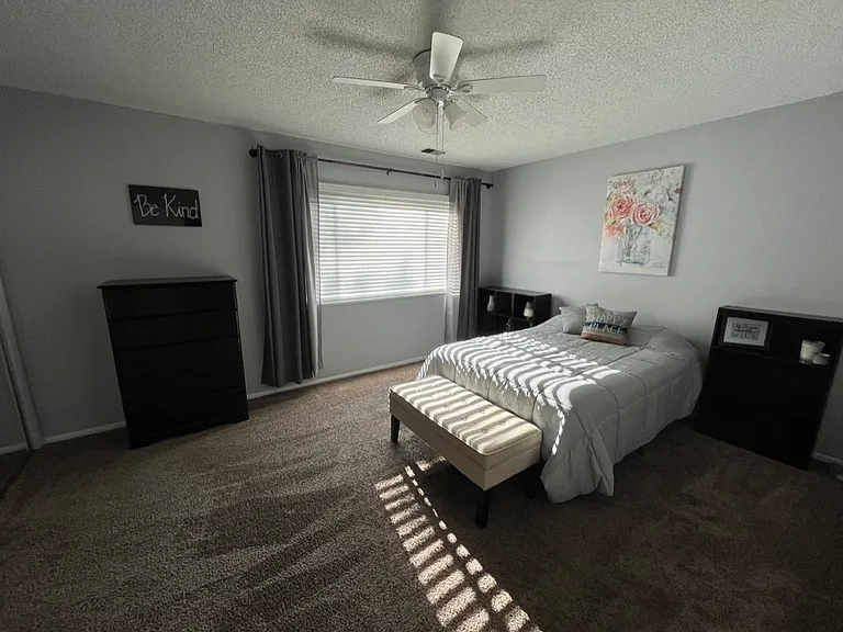 2276 S Oakland Way — Photo 4
