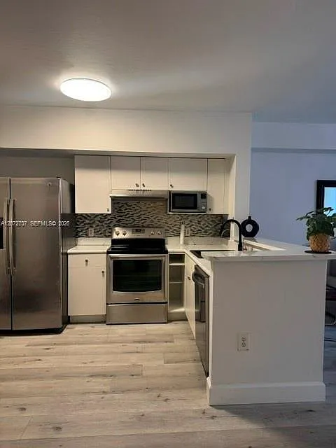 Blue Lagoon Condo — Photo 2