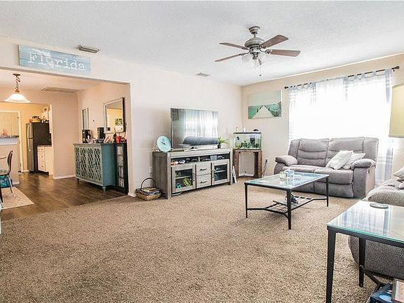 3rd image of 5410 9th St SE