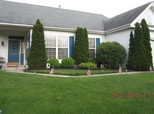 634 N Settlers Cir, Warrington, PA 18976