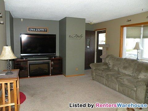 5th image of 2573 2nd Ave E