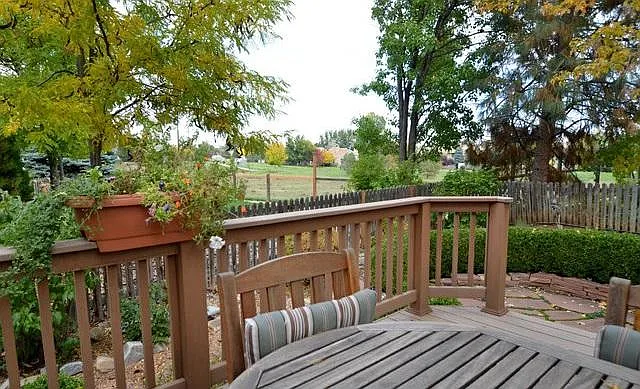 Corner lot adjacent to open area